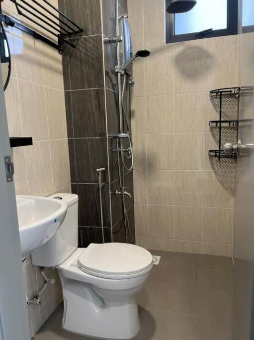 Attractive 3 Bedroom Condo With Pool-D Raudhah Homestay 加影 外观 照片