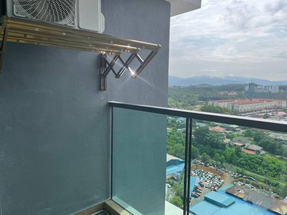 Attractive 3 Bedroom Condo With Pool-D Raudhah Homestay 加影 外观 照片